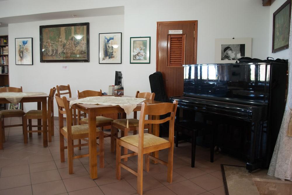 Asteri Hotel 斯科拉 外观 照片